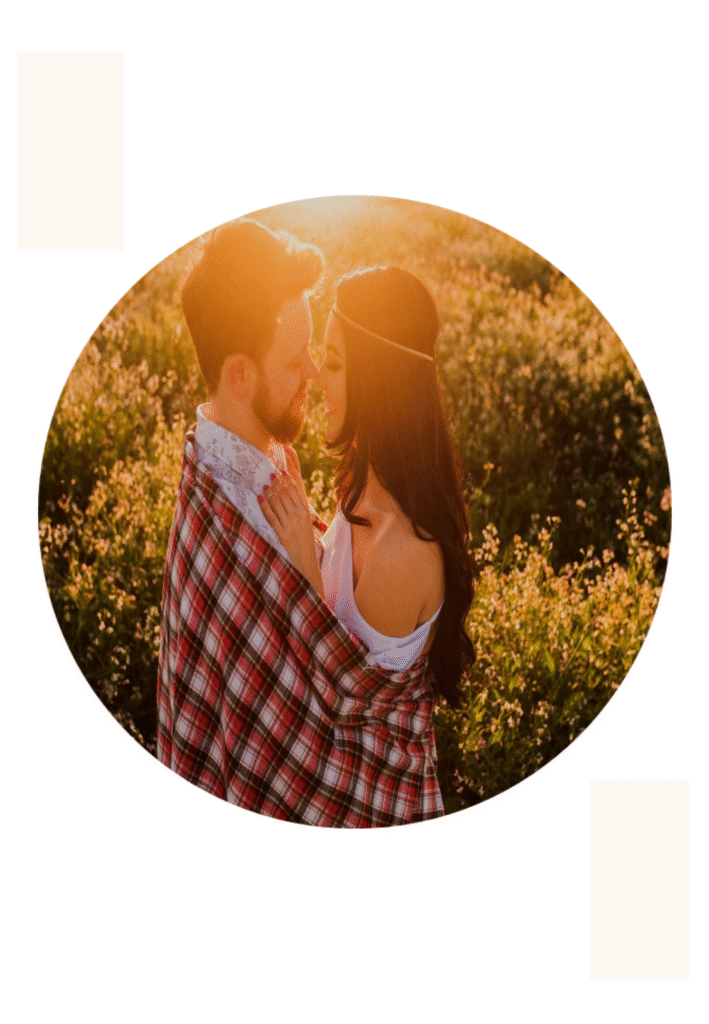 Curso Gratuito: Lenguaje del Amor. Descubriendo el amor verdadero. Baraja De Cartas De Poker Con Collage De Fotos De Verano Vintage 709x1024